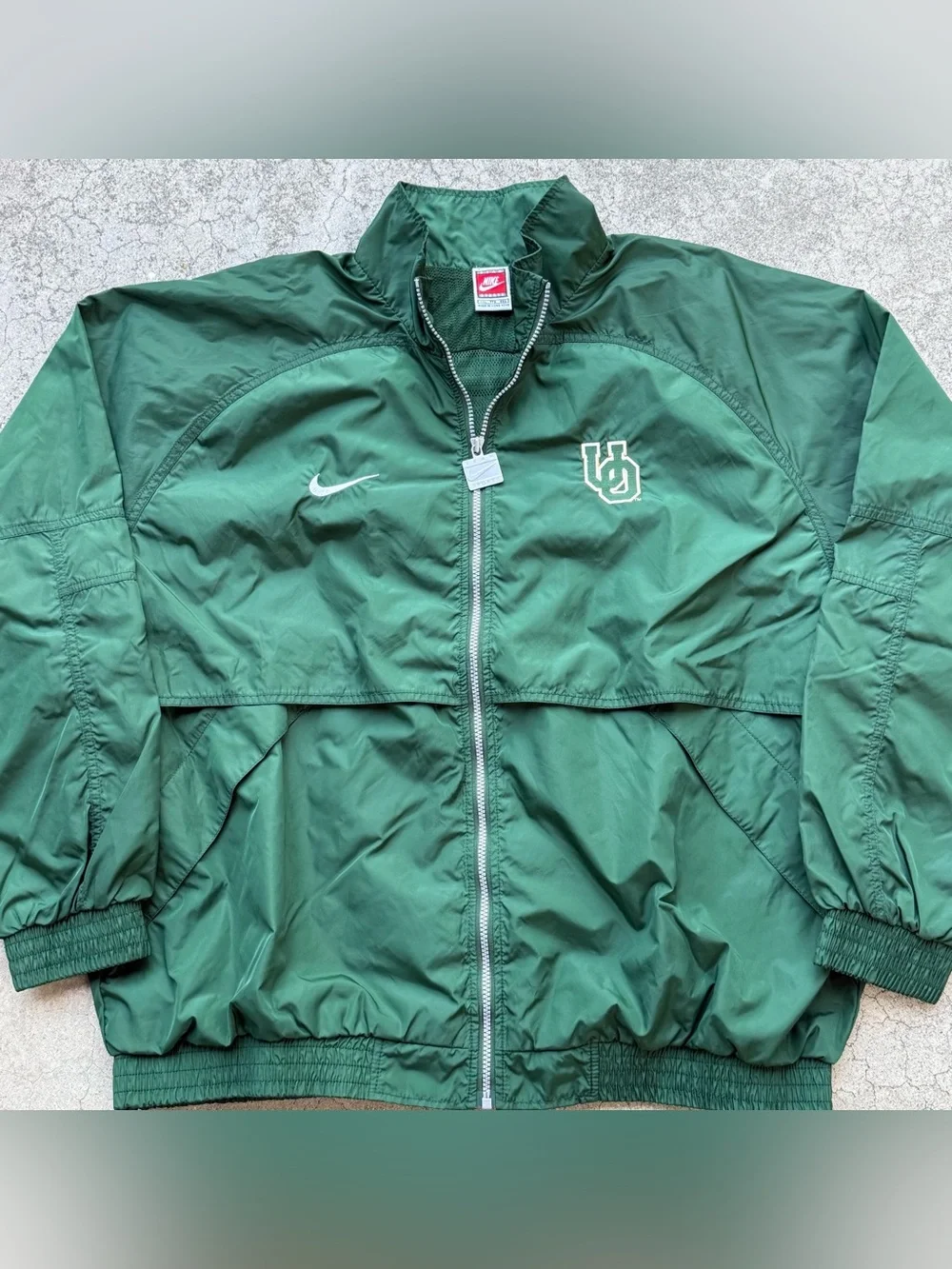 Vintage 90’s Nike University Of Oregon Embroidered Full Zip Windbreaker Jacket
